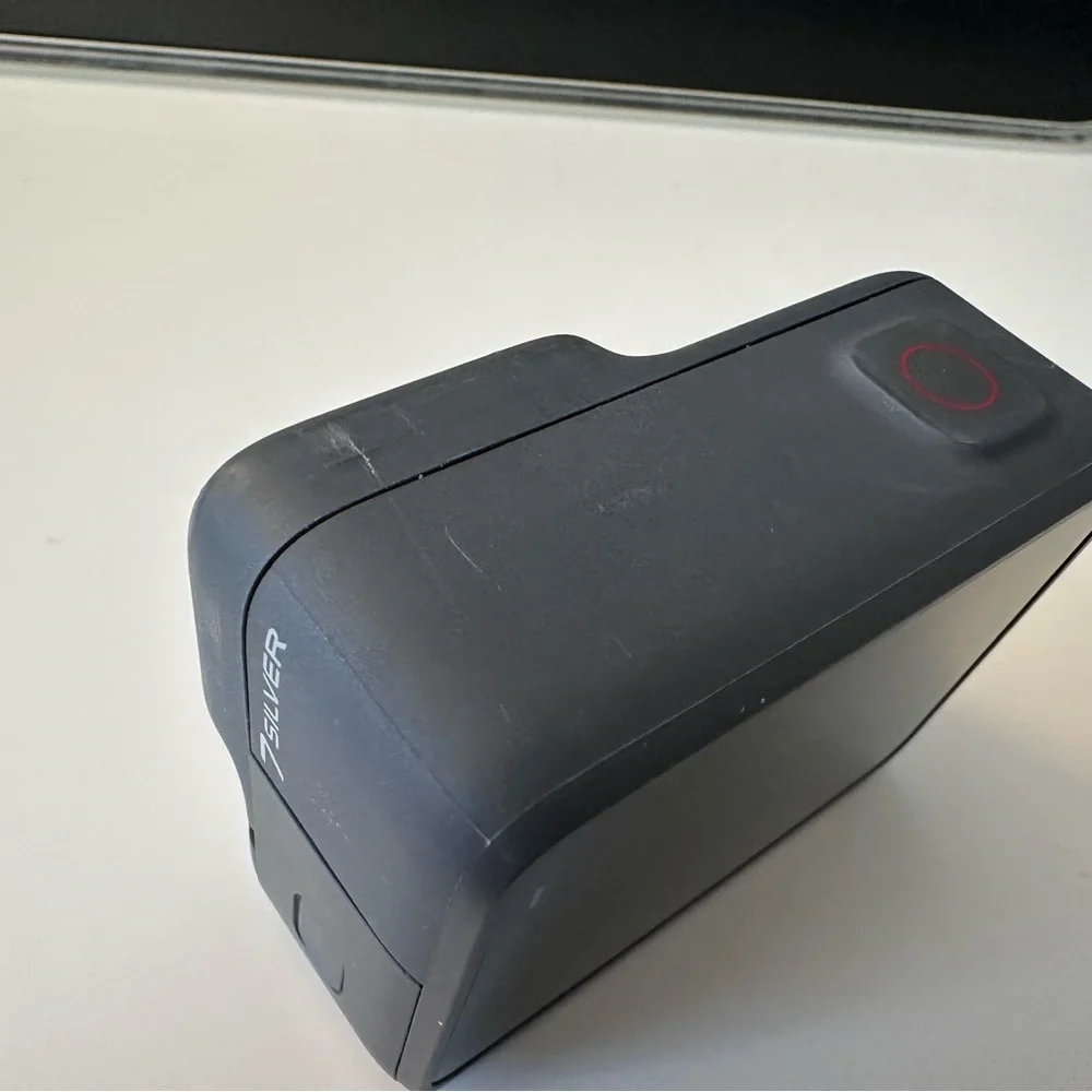 GoPro Silver 7 and accessory case - Picture 3 of 8